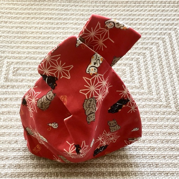 ALL NEW Japanese maneki neko textile wrist bag - Picture 9 of 14